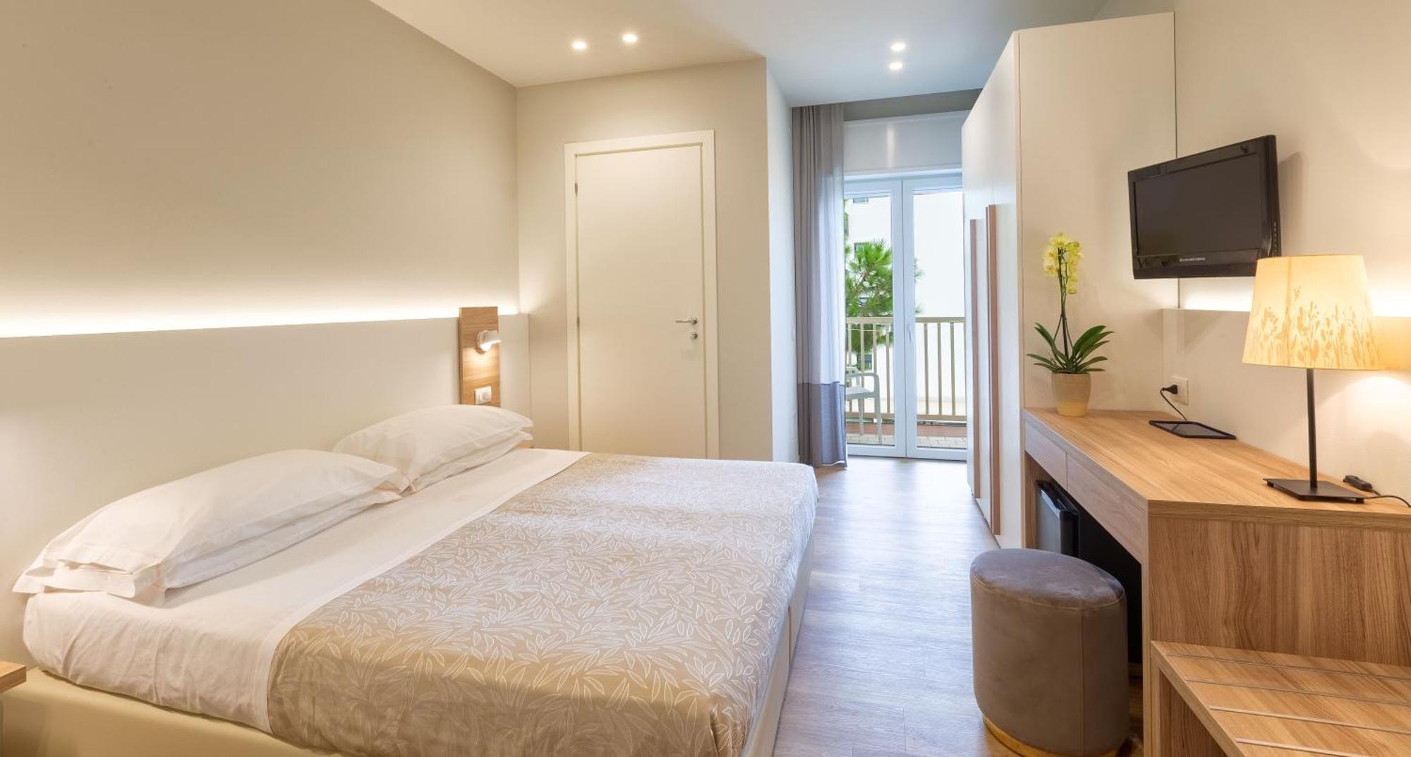 Hotel Gemma Риччоне Екстер'єр фото