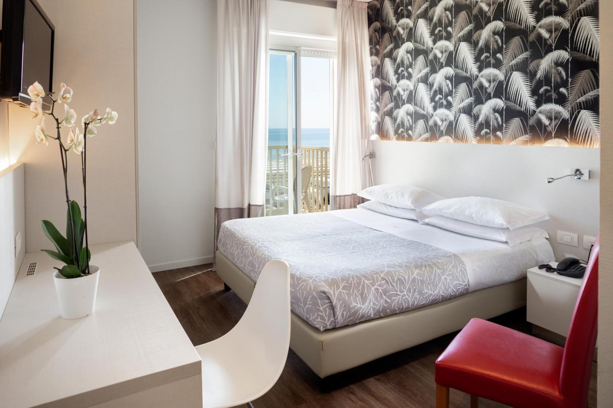 Hotel Gemma Риччоне Екстер'єр фото