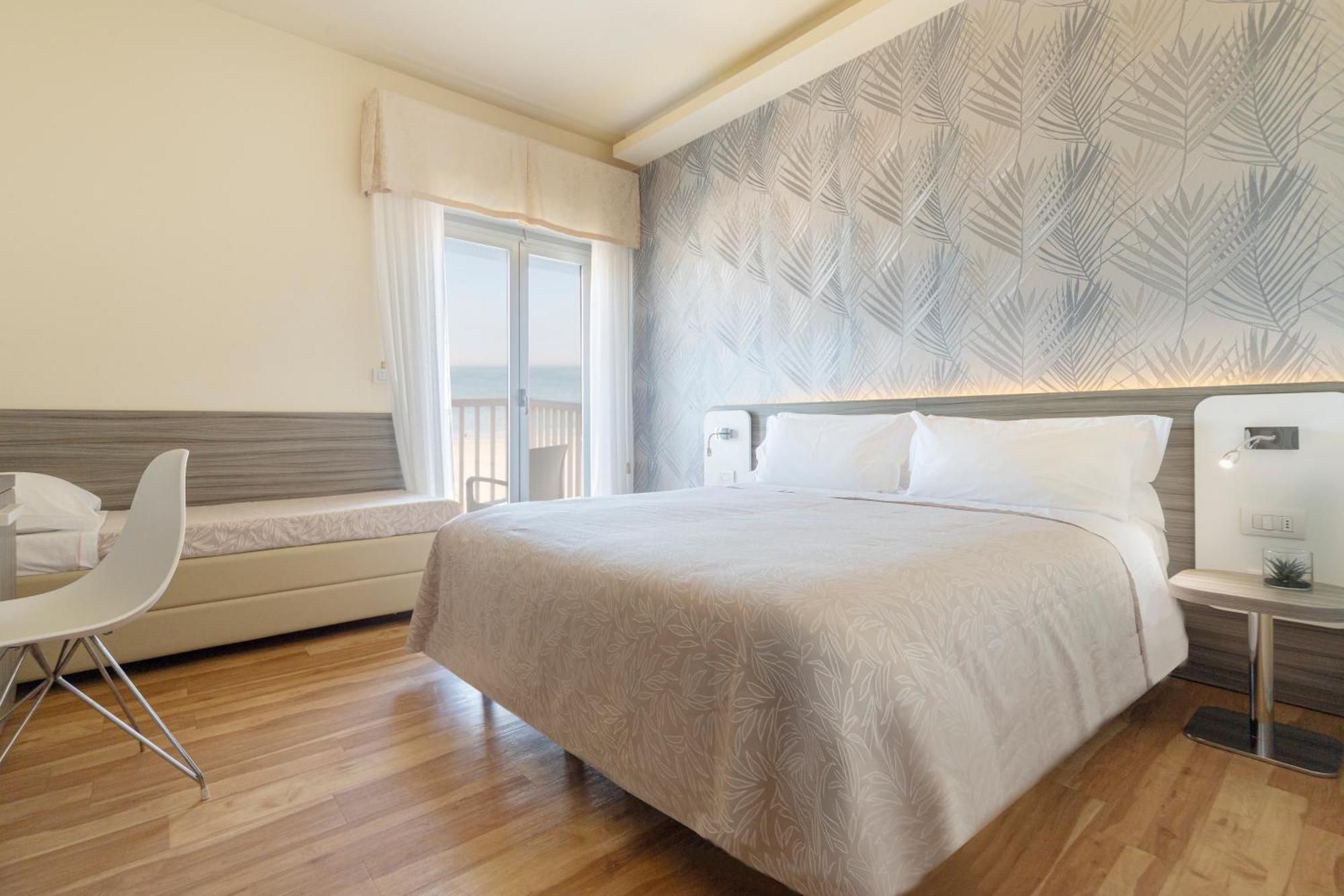 Hotel Gemma Риччоне Екстер'єр фото