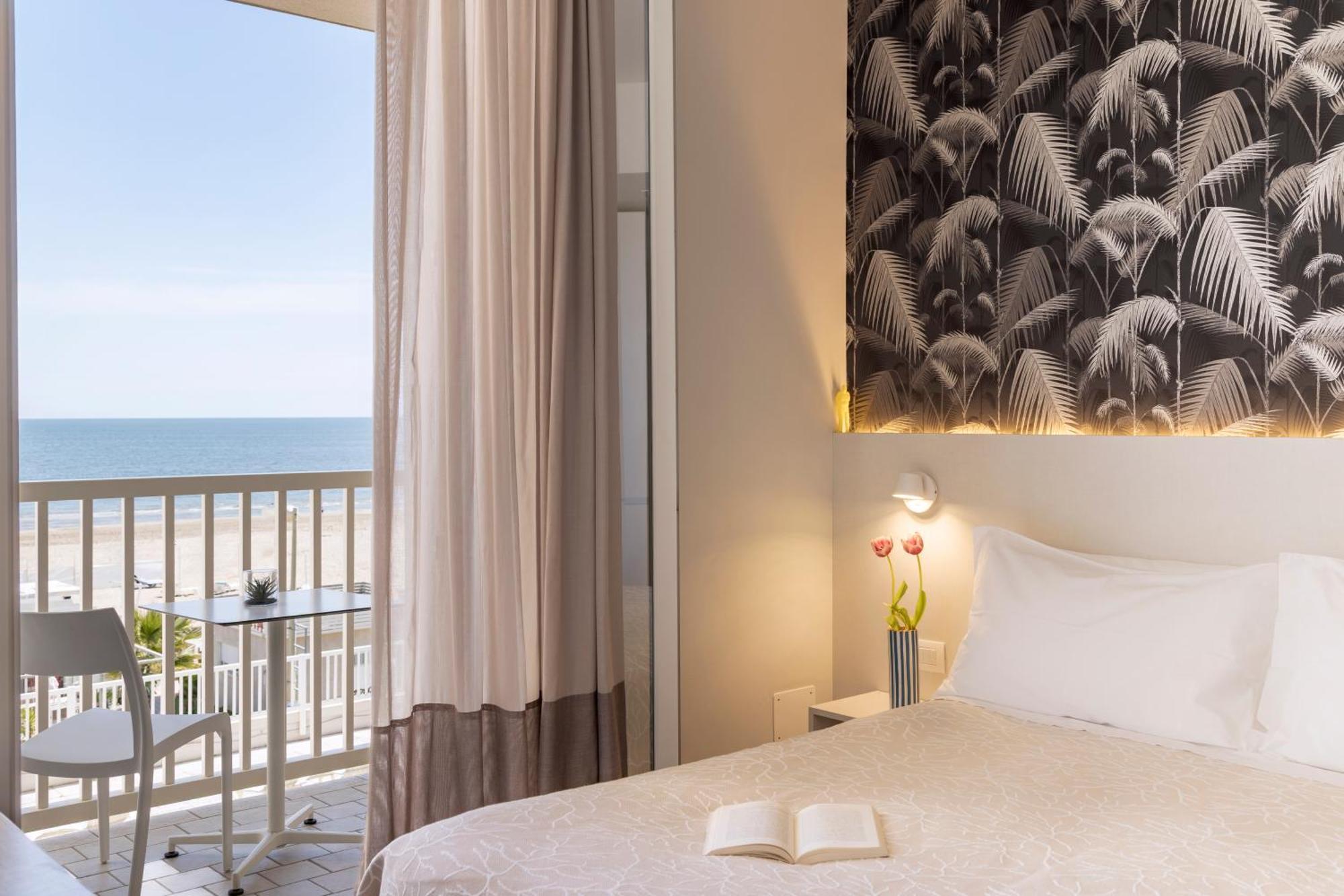 Hotel Gemma Риччоне Екстер'єр фото